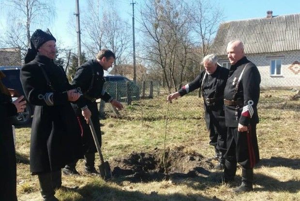 У Троянівці буде алея у пам’ять про Героя