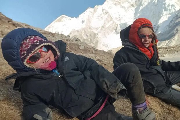 Чотирирічна дівчинка підкорила Еверест (Фото)