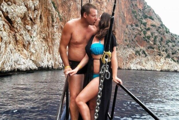 Вихователька дитсадка на Рівненщині, яку звільнили за фото в купальнику, вдруге виграла суд