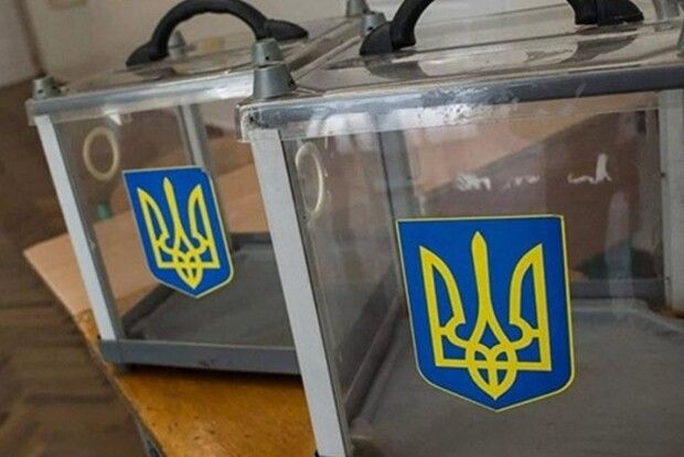 Через тест на COVID-19 на дільницю у Луцьку не пустили спостерігача