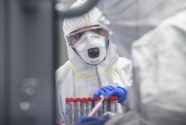 Українські дослідники вважають, що колективний імунітет до коронавірусу з’явиться протягом року