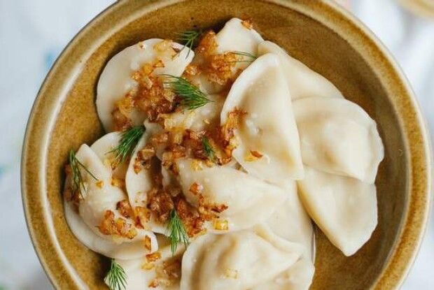 Найкращі рецепти пісних вареників на Святвечір: з гречкою, квасолею, квашеною капустою