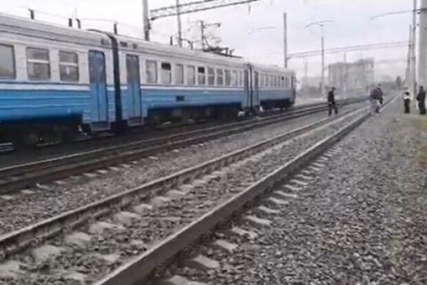 У Луцьку чоловік кинувся під поїзд: подробиці трагедії