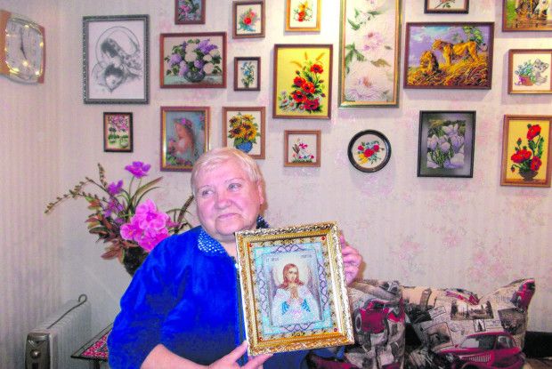 «Мої ліки – ​голка, нитки, бісер…»