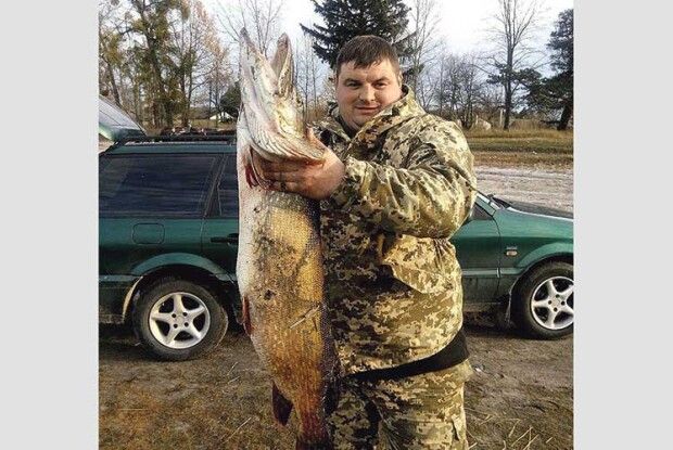 Чудо–щуку, яка заважила понад 11 кілограмів