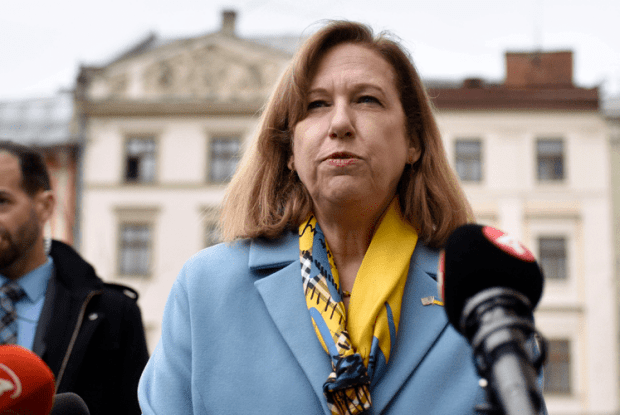 США завжди підтримували плюралізм незалежних голосів, - Квін про вимкнення Еспресо, П'ятого та Прямого каналів