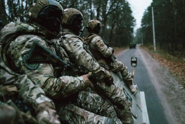 «Чому ти досі не на фронті?» військовий психолог пояснив, як відповідати на таке питання