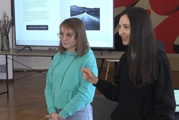 В окупації лишилося понад 12 тисяч книжок: до Луцька приїхали працівники Луганської книгозбірні (Відео)