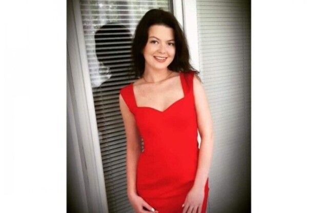 Молода медсестра у Рівному випала з п’ятого поверху