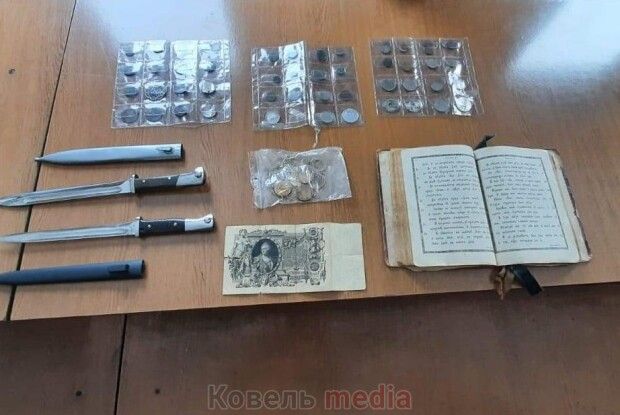 Автобусом з Ковеля вивозили до Білорусі історичні цінності