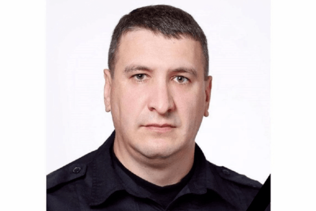 Майор поліції розбився насмерть, коли віз злочинця