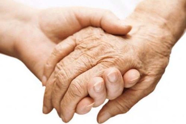 Ветерани привітають ровесників