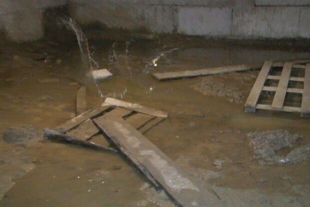 У підвалі нової школи в Башликах – вода: хто винен і хто відповість 