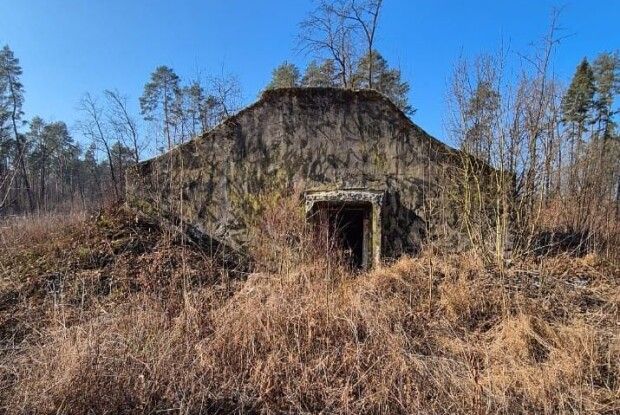 Підприємиця з Луцька викупила три сховища колишньої ракетної бази під Ківерцями