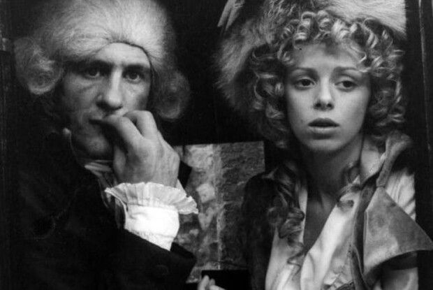 Актриса, яка звинуватила Депардьє в сексуальному насильстві, вчинила самогубство