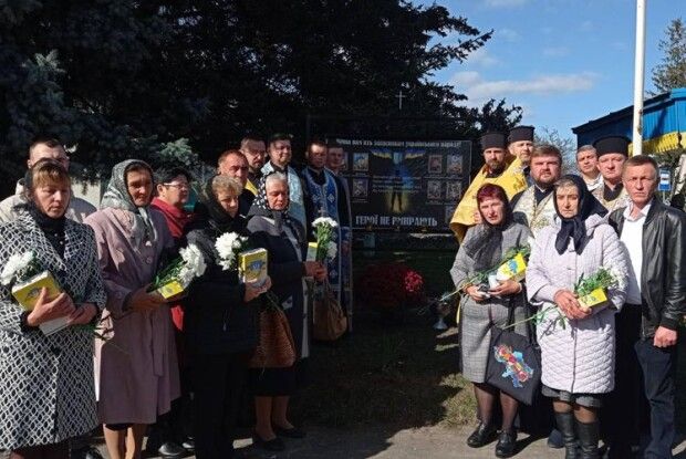 «Чи ж бачите ви нас, рідні, зі Святих Небес? Чи там болять ваші рани?»
