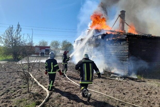 На Горохівщині внаслідок необережного поводження з вогнем сталася пожежа