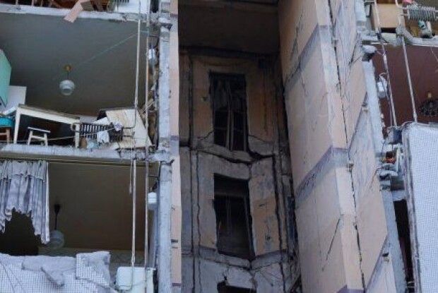 Російські снаряди влучили в Харківську ОДА, оперний театр, філармонію та житлові будинки