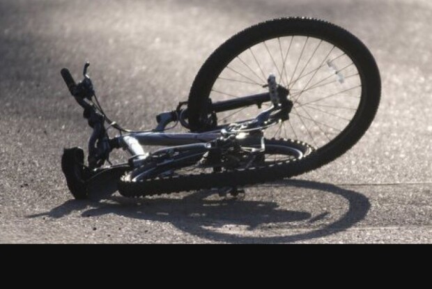 Увечері на Волині житель Рівненщини на авто збив велосипедиста