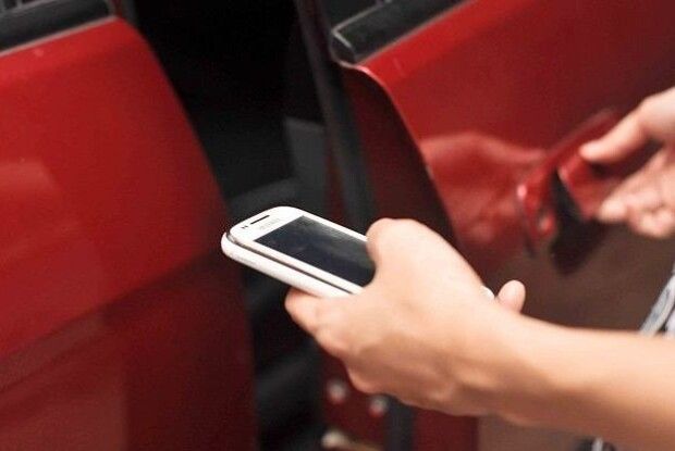 Авто можна буде відкривати... телефоном