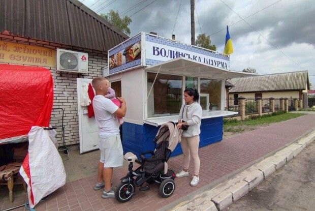 Переселенець зі Слов'янська відкрив на Волині кіоск з шаурмою 