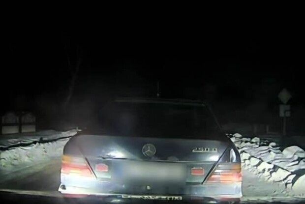 Без прав та з протоколом: на Волині водій Mercedes відмовився від огляду на стан сп'яніння