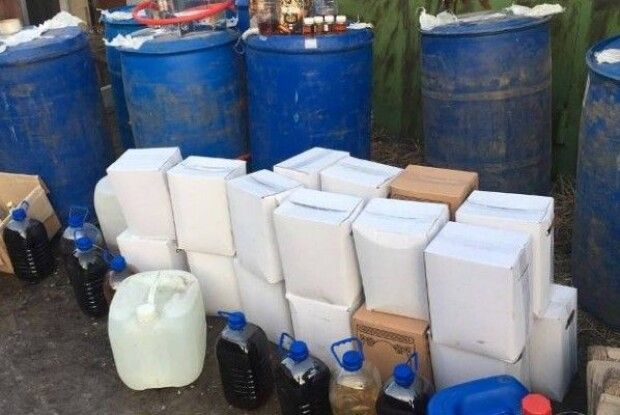 Податкова поліція викрила підпільний цех