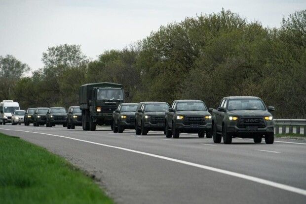 Що ми робили цієї весни: відомий волонтер Юрій Бірюков про 100 днів допомоги армії