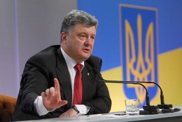 Попе-попереду Порошенко…