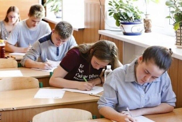 На Волині на ЗНО зареєструвалися 11 700 випускників