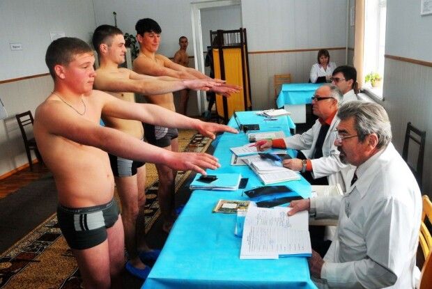 З якими хворобами не беруть до армії: список
