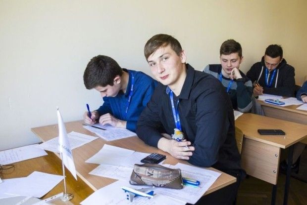 Юний лучанин Артем Кавара переміг у конкурсі «Sikorsky Challenge 2018»