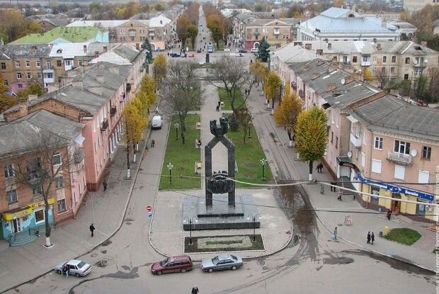 Місто на Волині вирішило передати армії чверть своїх надходжень