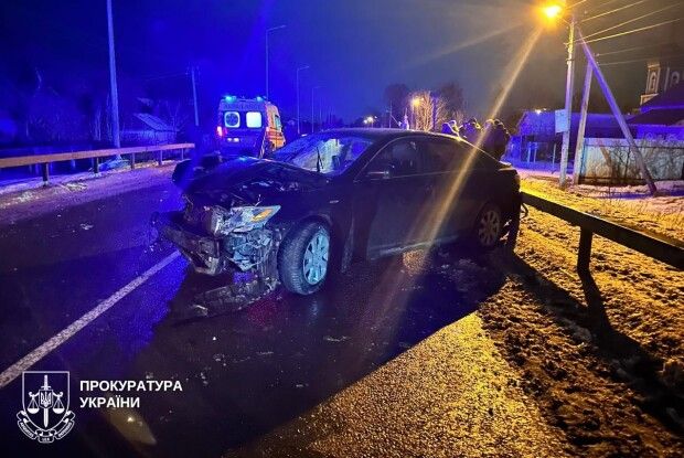 Залишив помирати і втік: на Рівненщині 23-річний працівник поліції скоїв смертельну ДТП
