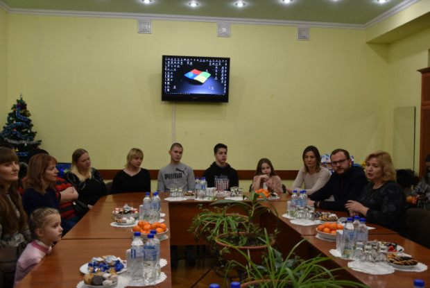 Новорічна зустріч для дітей загиблих учасників АТО відбулася у європейському форматі 