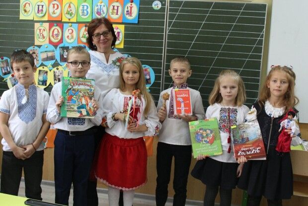 Луцькі гімназисти-третьокласники здійснили історичну розвідку «Долі козацькі – шляхи незабутні»