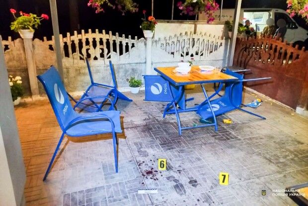 Кривава бійка в кафе – на Рівненщині чоловік зарізав знайомого