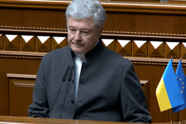 Порошенко в Раді: карнавал популізму закінчиться, а рахунок виставлять платникам податків