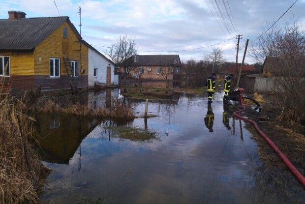У підтоплених районах Волині не рекомендують пити колодязну воду