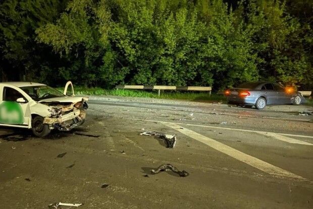 У Луцьку вночі зіткнулися дві автівки