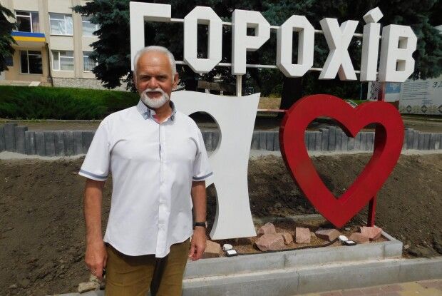 Лучанин за одну ніч написав посвяту авторові пісні «Волинь моя» Степану Кривенькому