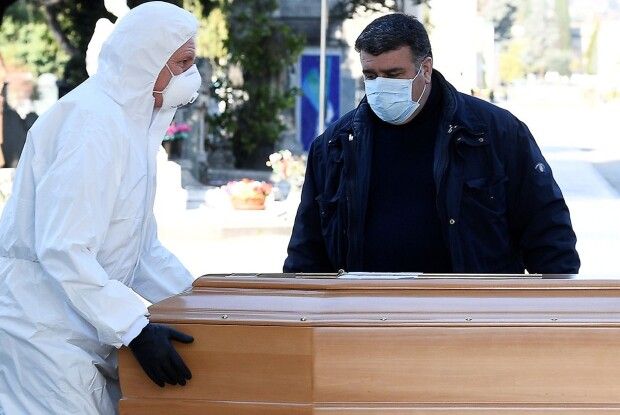 На Волині через коронавірус переплутали тіла покійників: розкопували свіжу могилу