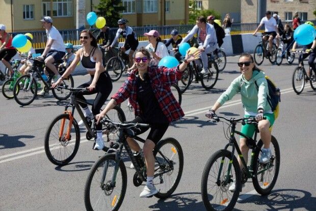 25 травня Луцьк крутить педалі – дізнайтеся про зміни у роботі громадського транспорту