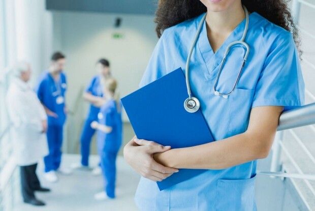 На Рівненщині пропонують роботу для медиків  