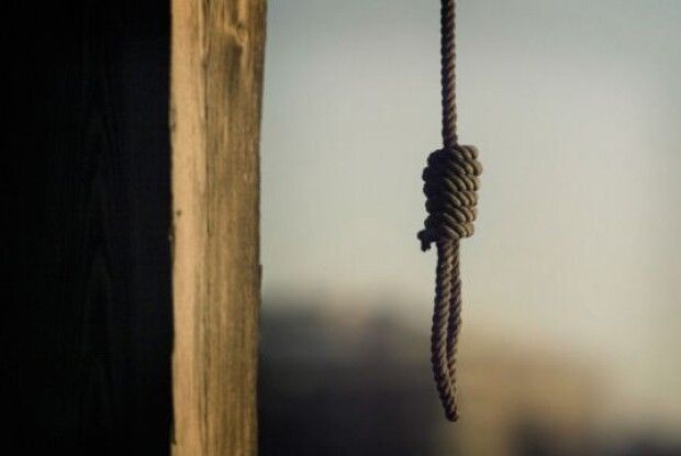 У Луцьку знайшли повішеним чоловіка