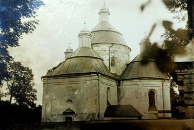 У храмі на Волині знищили іконостас, бо не відповідав канонам російської церкви (Фото)