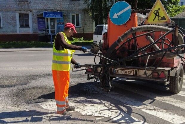 У Нововолинську капітально відремонтують чотири вулиці, на інших – залатають ямки (Відео)