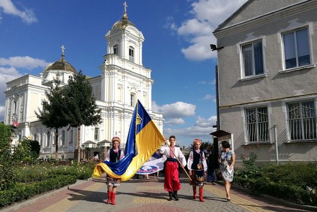 Вітаємо з початком луцького Літа! (фото)