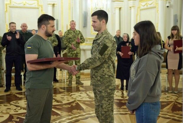 «Я втратив руку,  а не знання та досвід,  тому повернувся до ЗСУ»