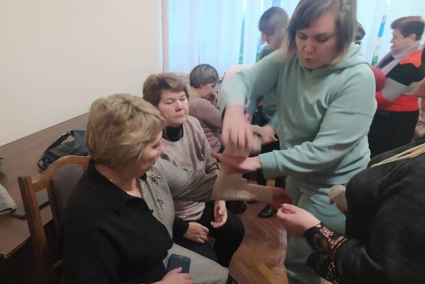На Маневиччині педагоги навчались діяти у надзвичайних ситуаціях
